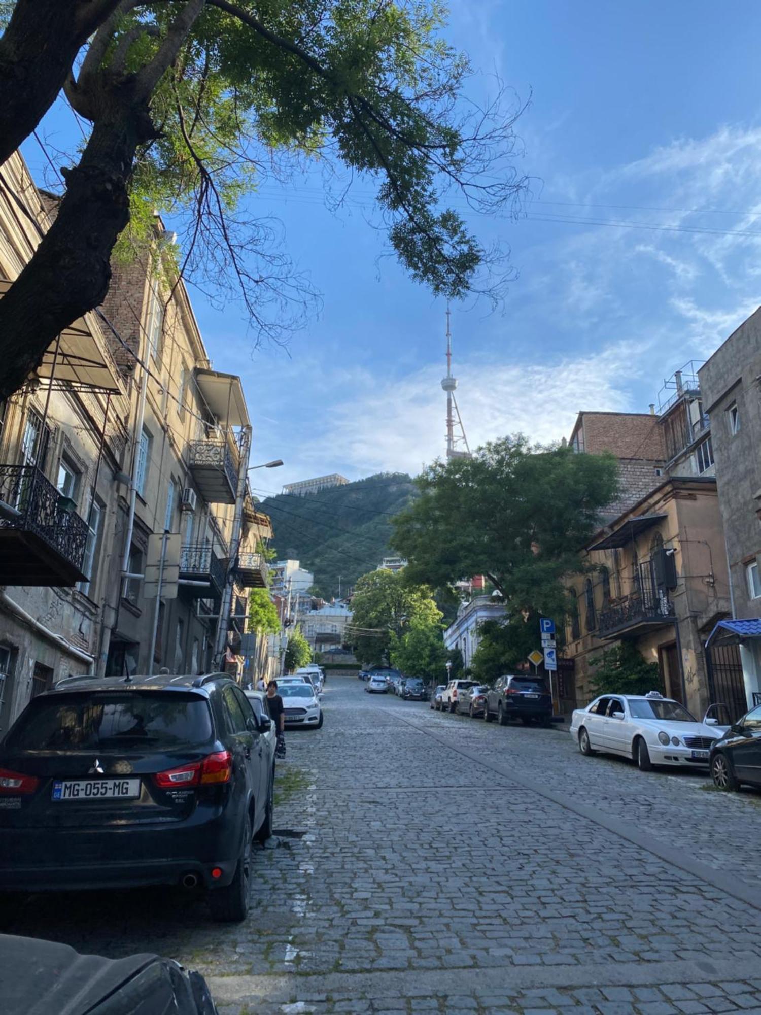 Old Tbilisi City Center, Two - Room Apartment Bagian luar foto
