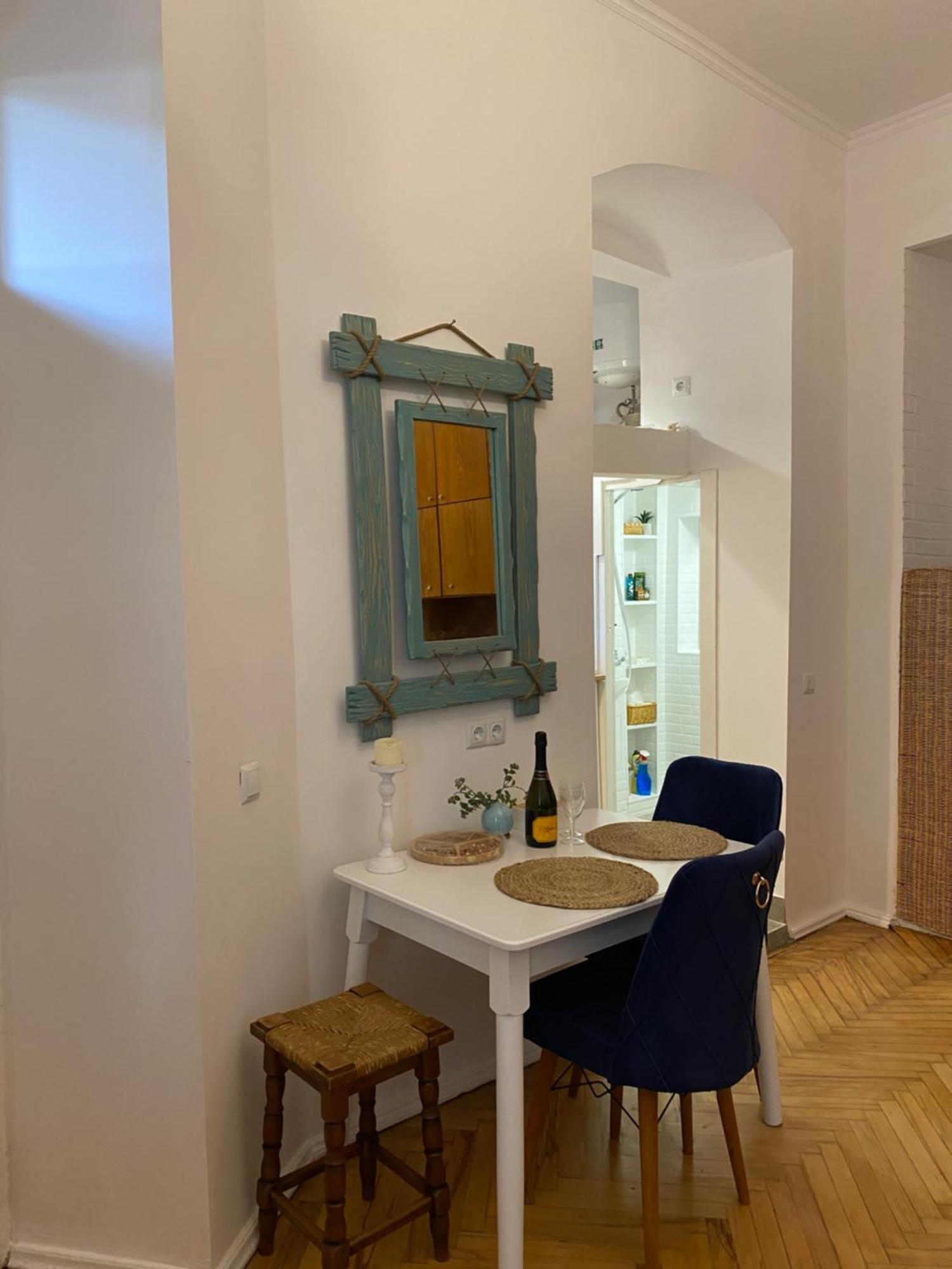 Old Tbilisi City Center, Two - Room Apartment Bagian luar foto