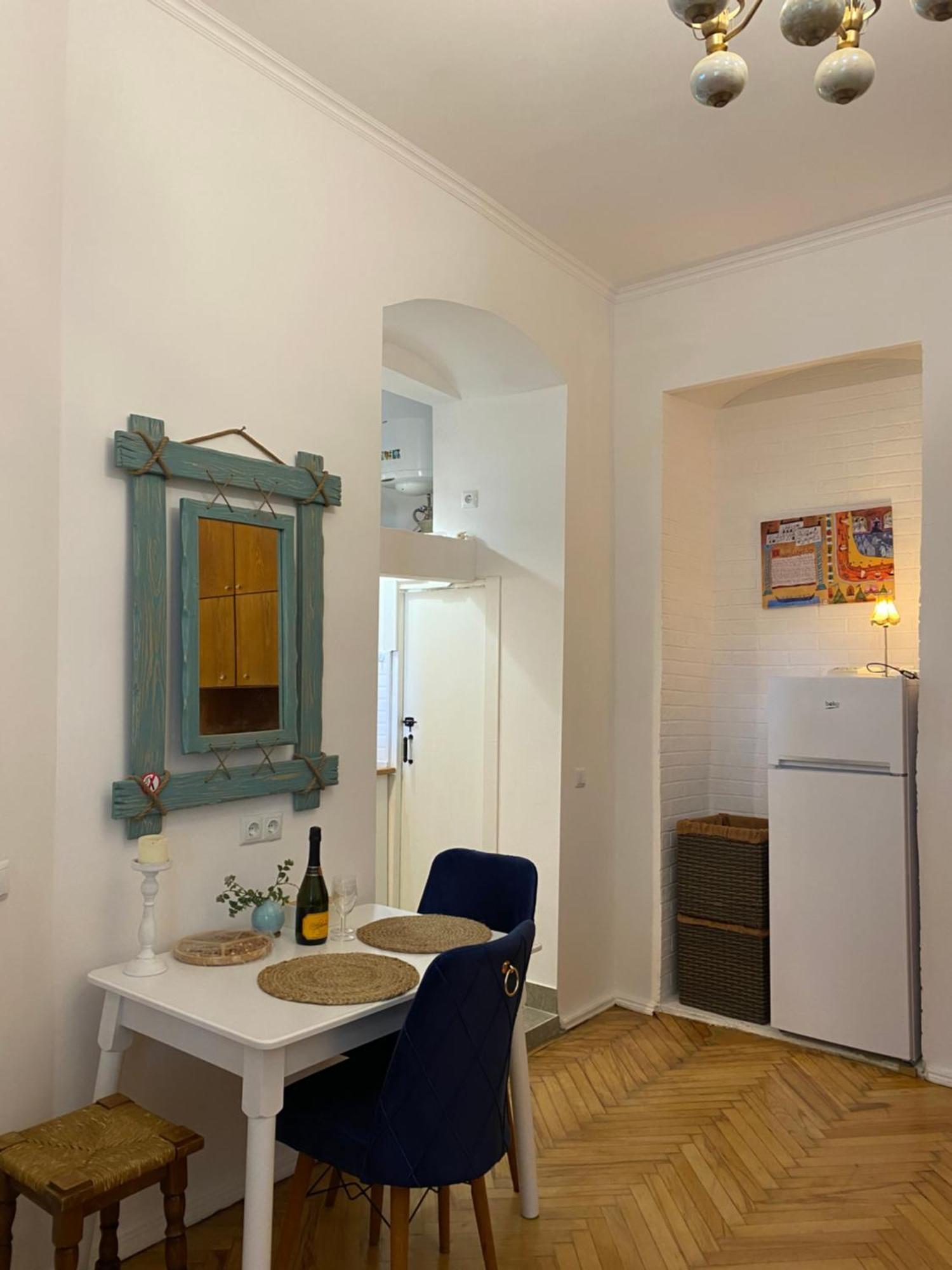Old Tbilisi City Center, Two - Room Apartment Bagian luar foto
